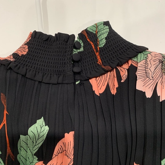 NANETE LEPORE Floral Mock Neck Sleeveless Smocked Midi Dress Black and Pink Sz 6 - Picture 4 of 13